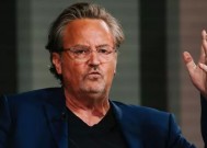 马修·佩里(Matthew Perry)的医生被指控对他的死亡负有责任，但他仍然“被允许合法开药”